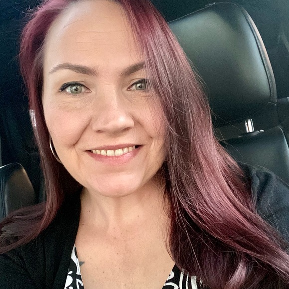 Meet your Posher, Amie - Picture 1 of 1